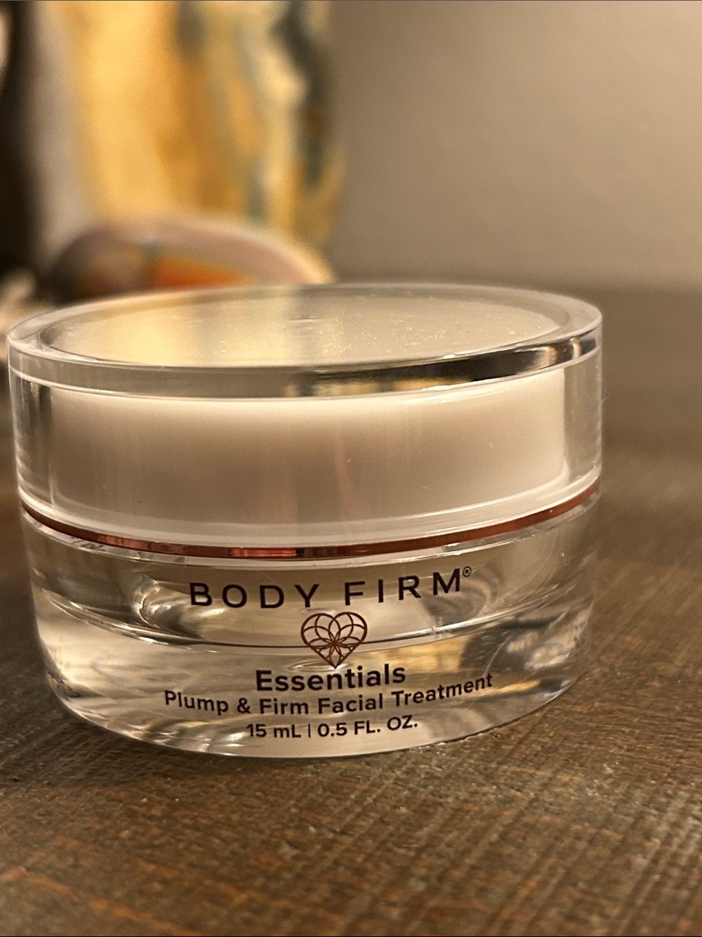 Body Firm Essentials Plump & Firm Facial Treatment – White, 0.5 oz | NWT